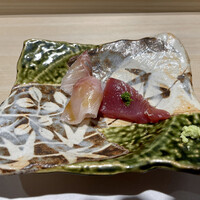 鮨 権左衛門 - 鰹と縞鰺