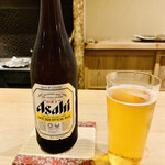 富小路 やま岸 - ◎喉を潤すために先ずビール。因みに生ビールは置いていない（笑）