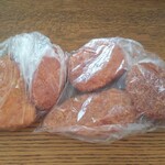 ディオ - アジフライ、カニクリームコロッケ、白身フライ、メンチカツ、牛コロッケ 各(税抜) 37円 ※開封前 (2021.07.14)