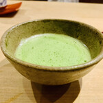 富小路 やま岸 - ◎お抹茶も美味い。