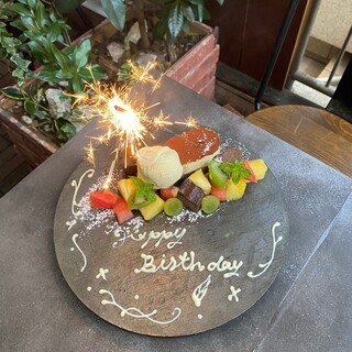 記念日デザートプレート(税込1500円)