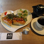 アレグリアコーヒー - ホットドッグセット (ブレンドコーヒー)　900円　(2021.5)