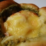 コトリパン - バジルポテトロール