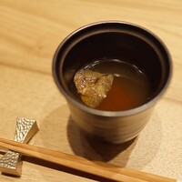 焼肉うしごろ 新宿三丁目店 - 「トリュフと牛コンソメスープ」