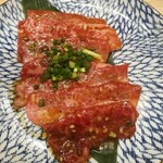 近江焼肉ホルモン すだく - 近江牛カルビ