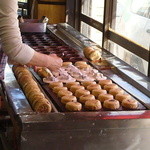 さのや 今川焼店 - 2011年11月　再訪問　　くろあん・しろあん
      各3ケ　130円×6＝780円