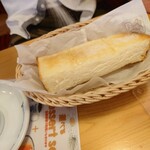 Komeda Kohi Ten - グラニュー糖をパラバラ