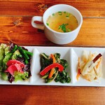 cafe 自休自足 - 