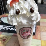 パフェ&クレープ ハルハル 狸小路店 - 