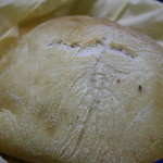 ブーランジェリー　ジン - チャバタ　　オリーブパン