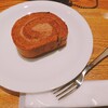 横井珈琲 - チョコレートのロールケーキ(￥495)。
以前提供されていたロールケーキが生まれ変わりました！
