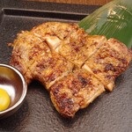 熟成肉ダイニングバー がぜん - 