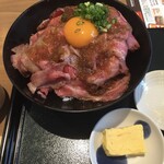 Engawa - ローストビーフ丼