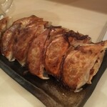 餃子専門 芳寿飯店 - 