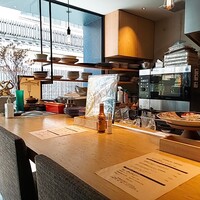 魚工房 としまや - 店内の様子