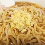 ラーメン二郎 - ここでショウガ混合～♪
