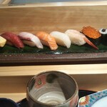 寿し芳 - 中寿司。