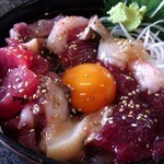 びーどろや - 海鮮利休丼（1,600円）