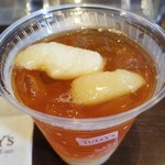 タリーズコーヒー - ドリンク写真:提供時、表情。