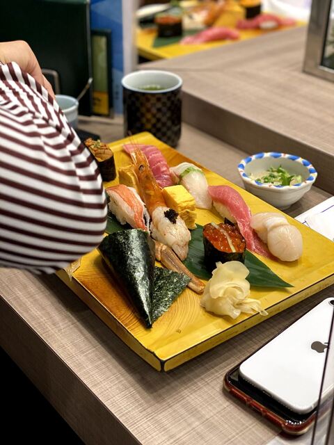 梅丘寿司の美登利総本店 渋谷店 うめがおかすしのみどりそうほんてん 渋谷 寿司 食べログ 梅丘寿司の美登利総本店 渋谷店 うめがおかすしのみどりそうほんてん 渋谷 寿司 食べログ