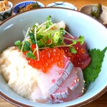 ミハラ キッチン - ■海鮮とろろ丼定食