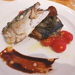 アル・ケッチァーノ  石巻  - 石巻産地魚のハーブロースト　アグリパレットのトマトケッカーソース