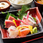 Sashimi set for the chef's connoisseur