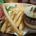 PT'S BURGER - 