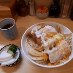 とんかつ燕楽 - かつ丼