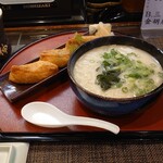 Sushino Takashin - 三食いなり寿司と金胡麻豆乳温そうめん1000円