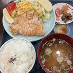 上高地西糸屋山荘 - 山賊焼き定食