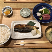 赤坂うまや 新宿 - 本日のお魚定食