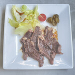 Calibar Hiroshima - 脂身の少ないサガリ肉のカットステーキ