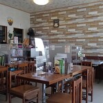 麺カフェ ひまわり - 店内