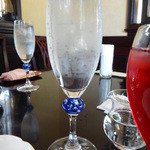 プティパレ - お冷やのお代わりをお願いした時のグラスです