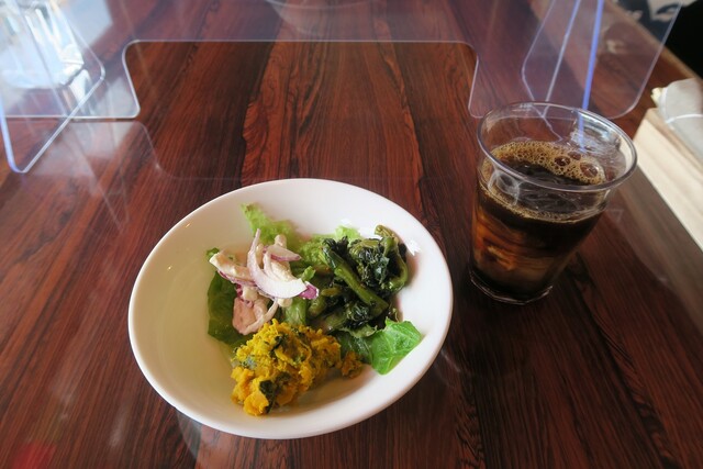 デッカーズカフェ Deckers Cafe おもろまち カフェ 食べログ