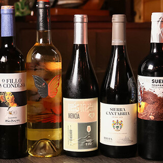 为您准备了西班牙产的葡萄酒等种类丰富的饮料
