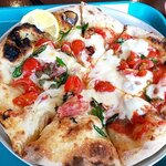 真鶴ピザ食堂 KENNY - うずわとトマト＆この日の気まぐれピザ（2021.6）