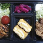 わ楽 - AガリバタチキンB鶏の唐揚げC厚焼き玉子