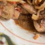 自家製麺 まさき - 【2021.7.16】丼下のタレ。