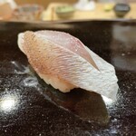 日本橋蛎殻町 すぎた - かすごの昆布締め握り