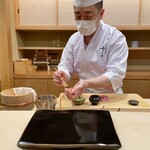 日本橋蛎殻町 すぎた - 流麗な所作