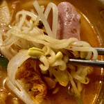 東大門 タッカンマリ - 豆もやし→リフト
            スープ内食材が安いなぁ(^◇^;)