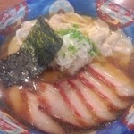 黒だしチャーシュー肉ワンタン@￥1180