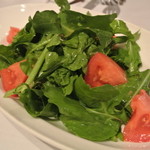 アンティカ オステリア カルネヤ - 【2012.10.23】ルッコラとトマトのサラダ＠800円