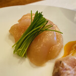 焼鳥YAMATO - 南薩摩種鶏の色々なお刺身 生とうがらしとポン酢で