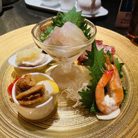 廣東料理 民生 ヒルトンプラザウエスト店 - 前菜六種盛合せ