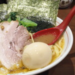 らーめん飛粋 - 味玉など