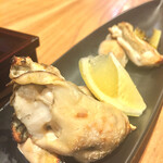 Saijiki Oohara - 焼き牡蠣。5個で750円って、コスパ大丈夫！？