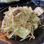 Meshi Dokoro Manten - 肉やさい炒め定食（ご飯大盛り）…税込1000円